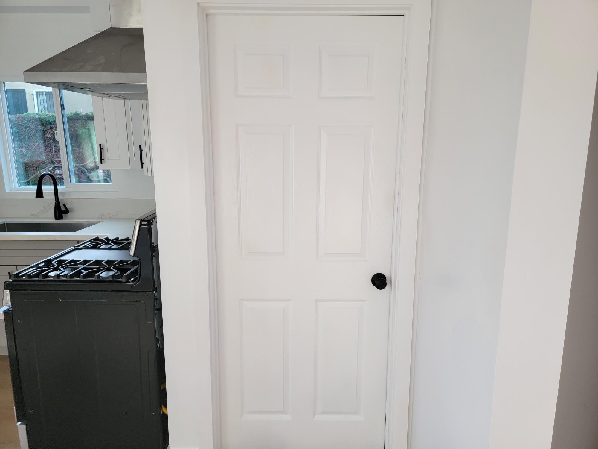 Building Photo - 8909 S Halldale Ave