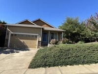 Building Photo - 6913 Owl Dr SE