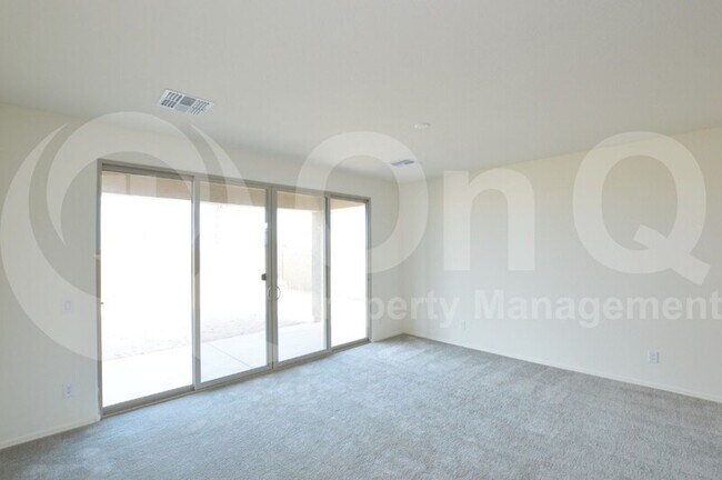 Building Photo - 816 S Strahan Pl