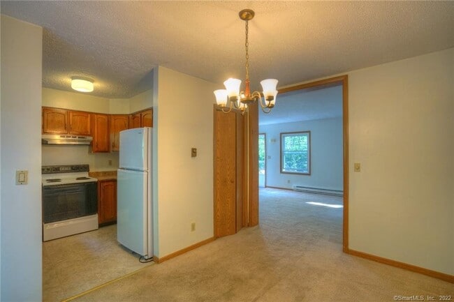 Building Photo - 26 Dartmouth Dr