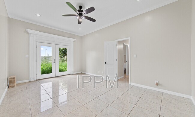 Building Photo - 5601 Wild Persimmon