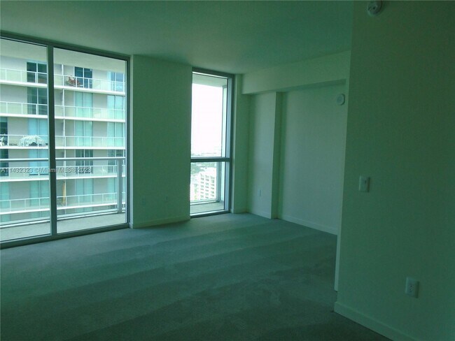 Building Photo - 1100 S Miami Ave