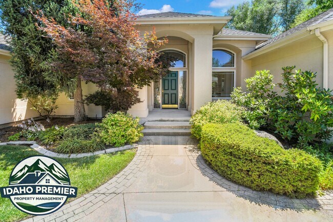 Building Photo - 418 E Trailside Dr