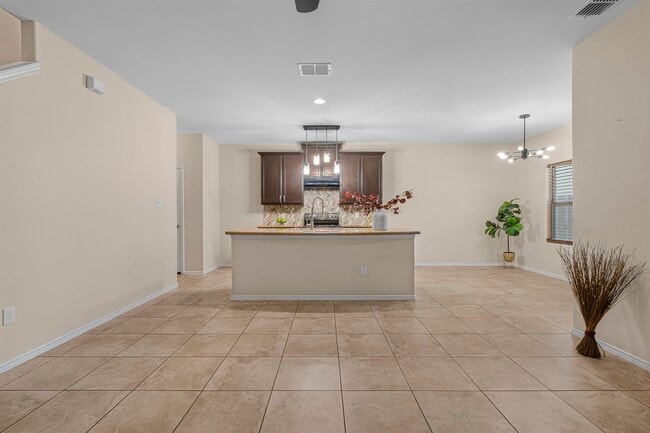 Building Photo - 205 Aquero Blvd