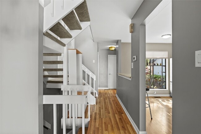 Building Photo - 1707 Thorny Briar Dr