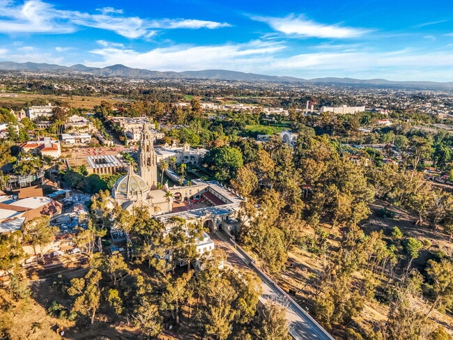 Building Photo - 2400 5th Ave