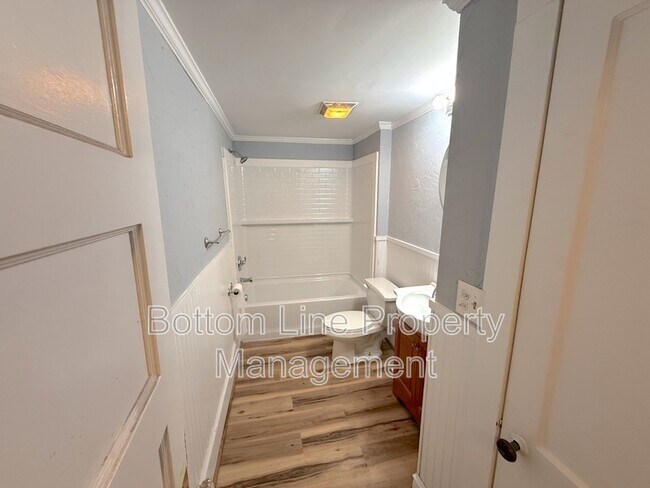 Building Photo - 333 Central Ave