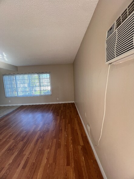 Building Photo - 10932 Palma Vista Ave