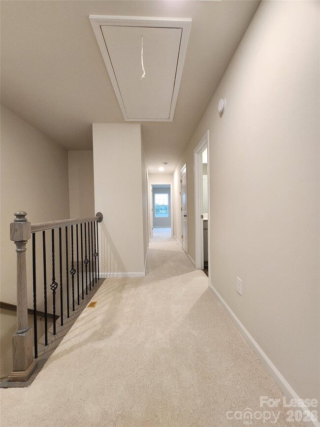 Building Photo - 12736 Wandering Brook Dr