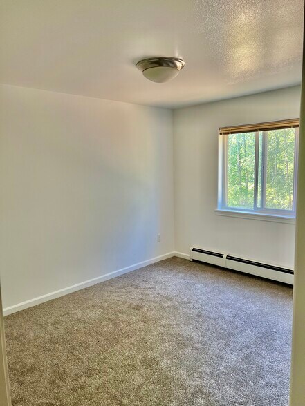 Building Photo - 6101 W Lombard Cir