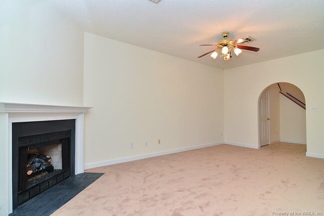 Building Photo - 5339 Aden Ct