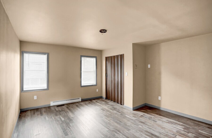 Building Photo - 396 Hublersburg Rd