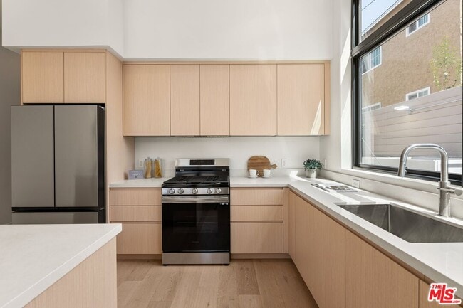 Building Photo - 3808 College Ave