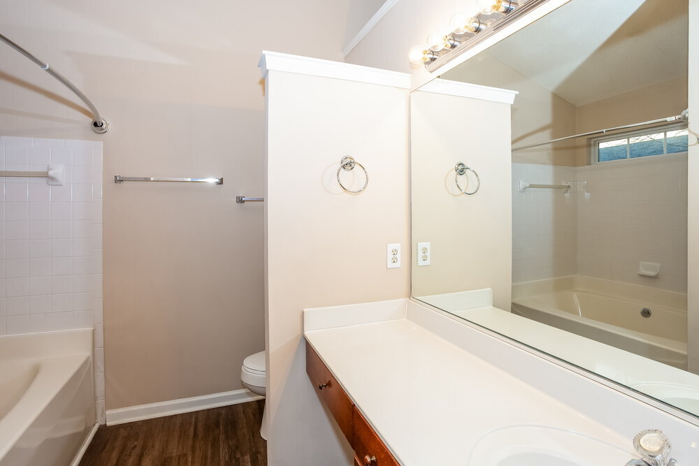 Building Photo - 3744 Sedgewick St SW