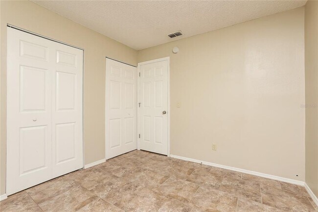 Building Photo - 441 S Sparkman Ave