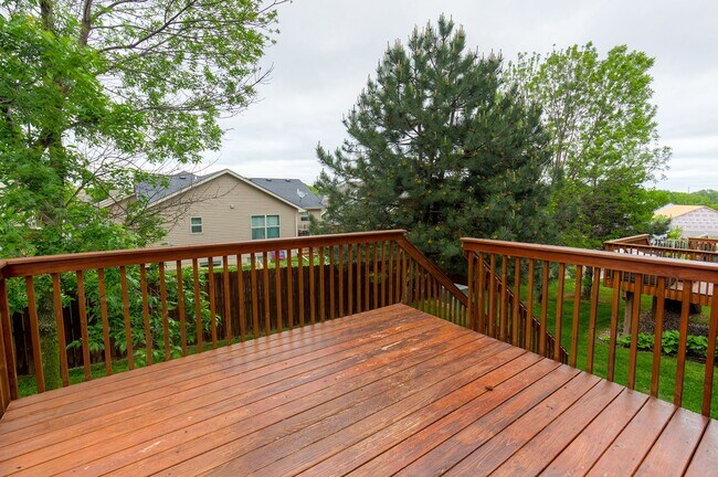 Building Photo - Perfect Single Family Home in Norwalk