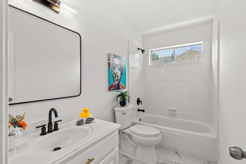 Building Photo - 3414 Hansford Pl