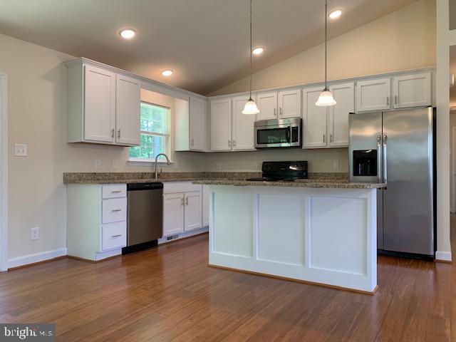 Building Photo - 6913 Lunette Ln