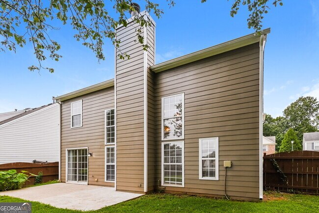 Building Photo - 205 Ashland Dr