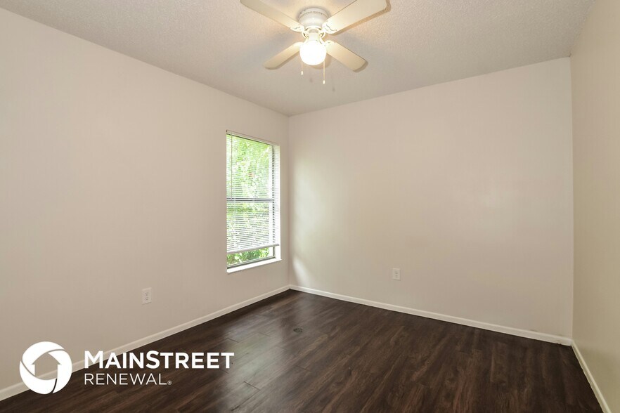 Building Photo - 2689 Windsor Heights St