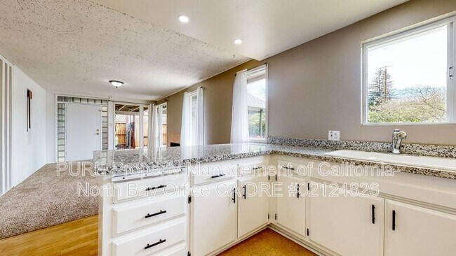 Building Photo - 3125 Hoen Ave