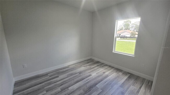 Building Photo - 15730 SW 40th Ave