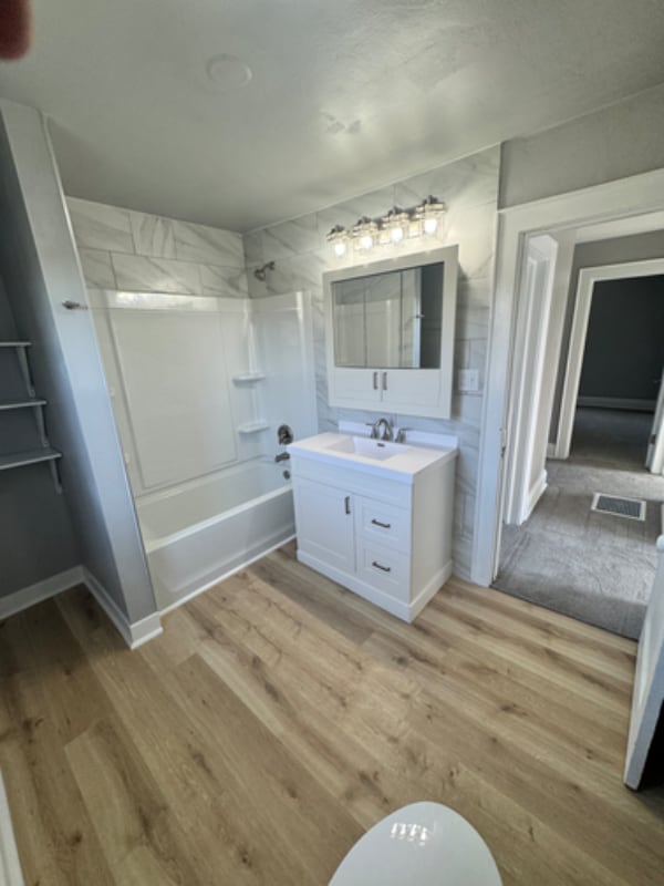 Building Photo - 4905 26th Ave