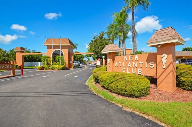 Building Photo - 12760 Indian Rocks Rd