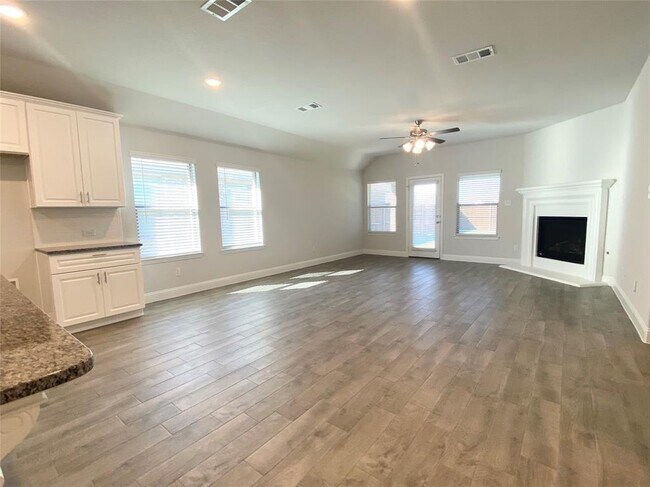 Building Photo - 3821 Bennett Trail