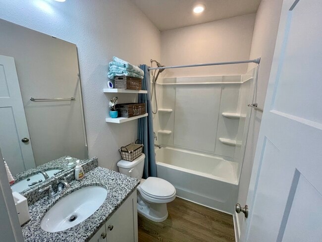 Building Photo - 3533 Sailfish Dr