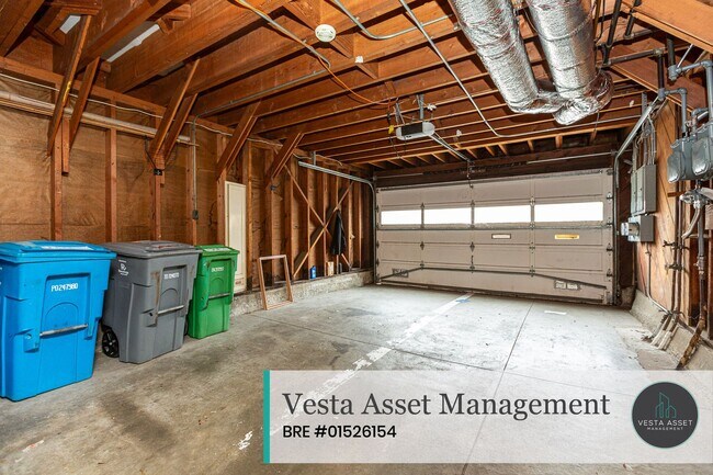 Building Photo - 512-514-514 Taraval St