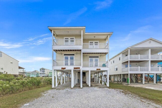 Building Photo - 1433 W Lagoon Ave
