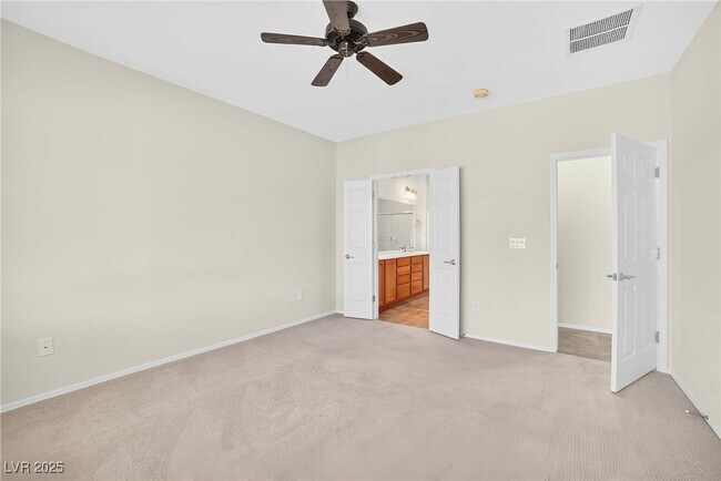 Building Photo - 7349 Shelduck St