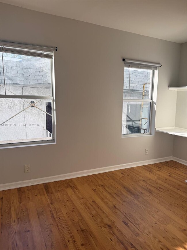 Building Photo - 576 NE 63rd St