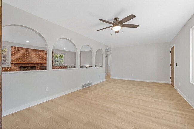 Building Photo - 4558 S Laredo St