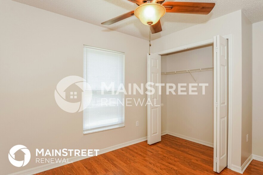 Building Photo - 258 Charles Ave