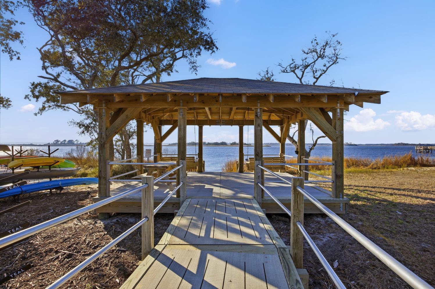 Pergola - 6668 Lemon Ln