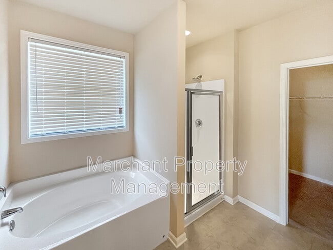 Building Photo - 159 Waltzing Vine Ln