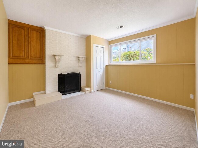 Building Photo - 13354 Jasper Ct