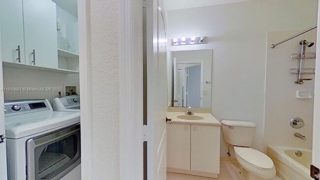 Building Photo - 11229 NW 78th Ln