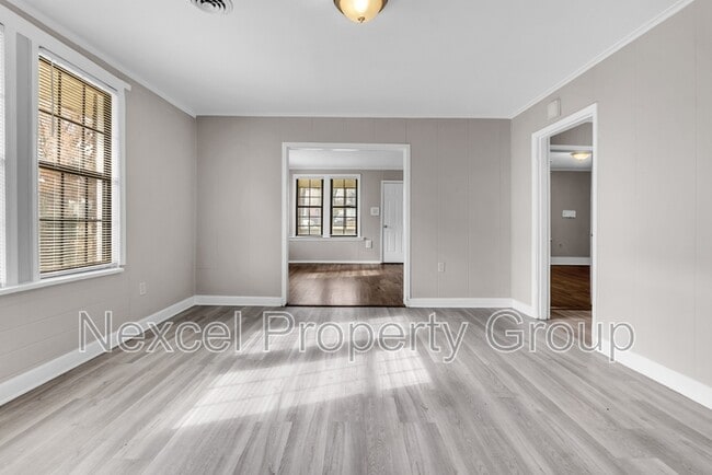 Building Photo - 580 Josephine St