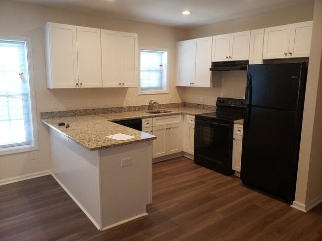 Building Photo - 5433 Old Floyd Rd SW