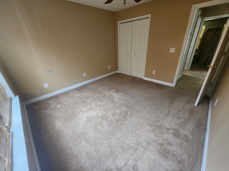 Building Photo - 2803 Green Pond Cir