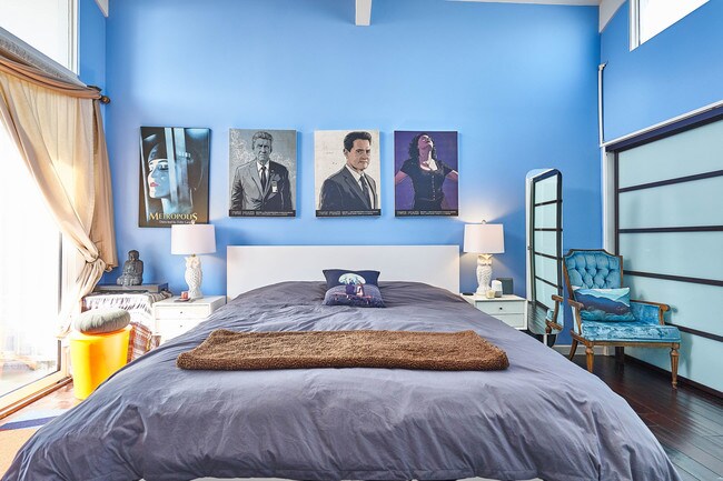 Building Photo - 4804 La Villa Marina