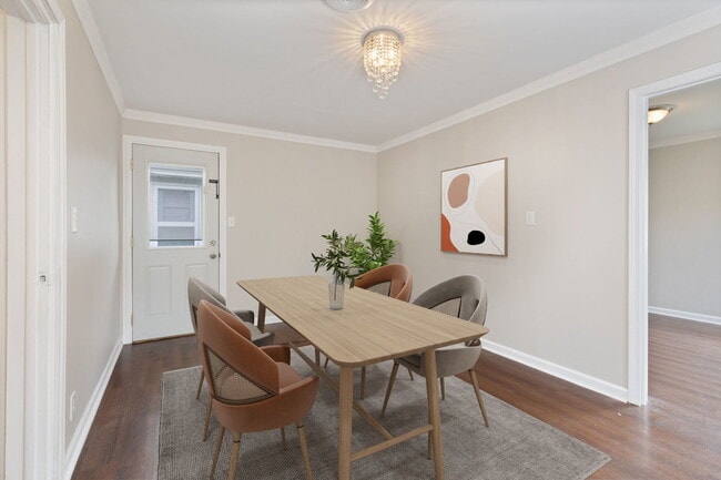 Building Photo - 1206 Campbell St