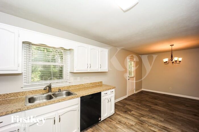 Building Photo - 420 Freestone Dr