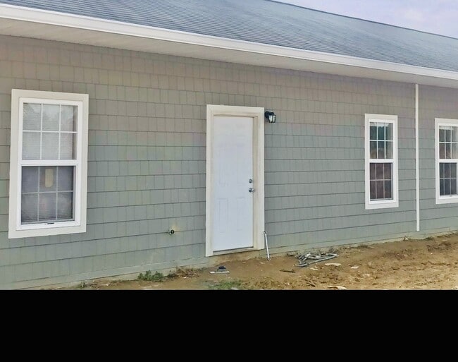 Building Photo - 4005 County Rd 34