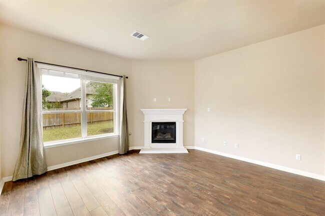 Building Photo - 125 David Duval Ct