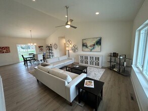 Building Photo - 5706-5708 Eternity Drive