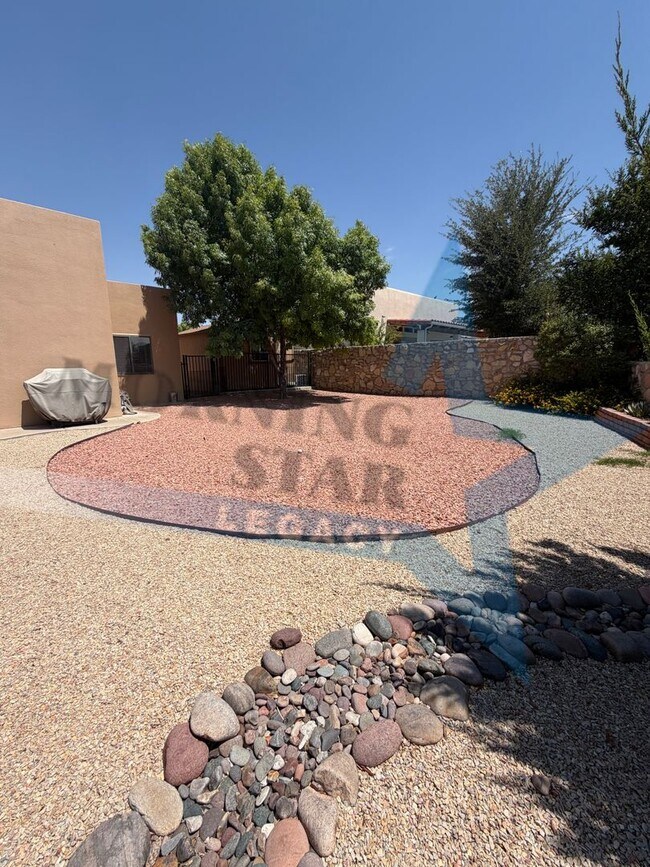 Building Photo - 4648 Mesa Rico Dr